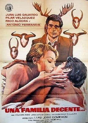Una familia decente poster