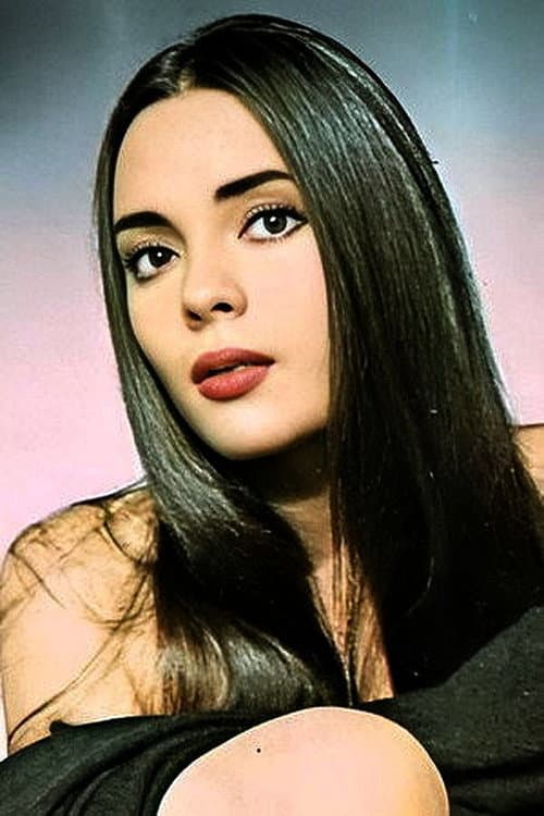 Pilar Velázquez