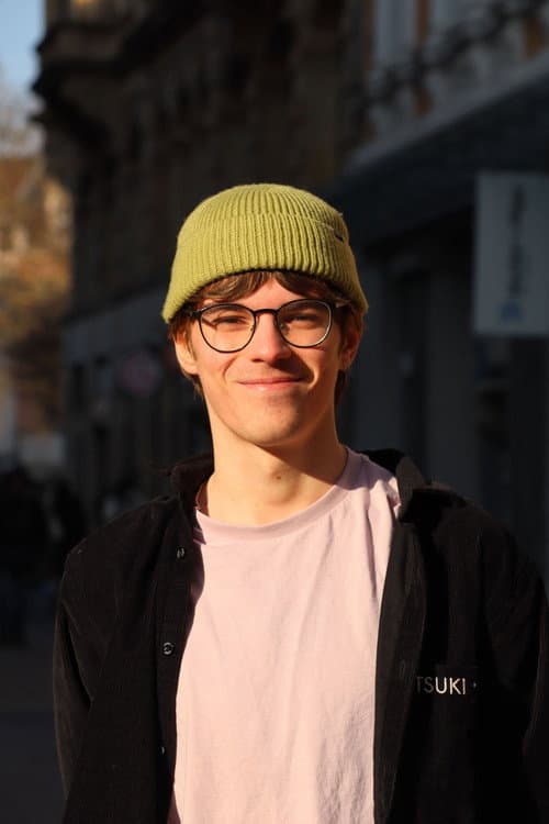 Simon Büttner